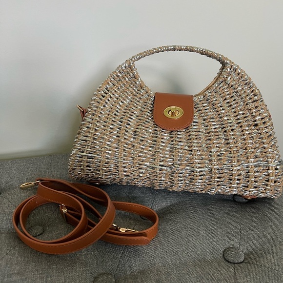 Woven Half Moon Clutch w/ Turn Lock Closure Handbag - Picture 2 of 8